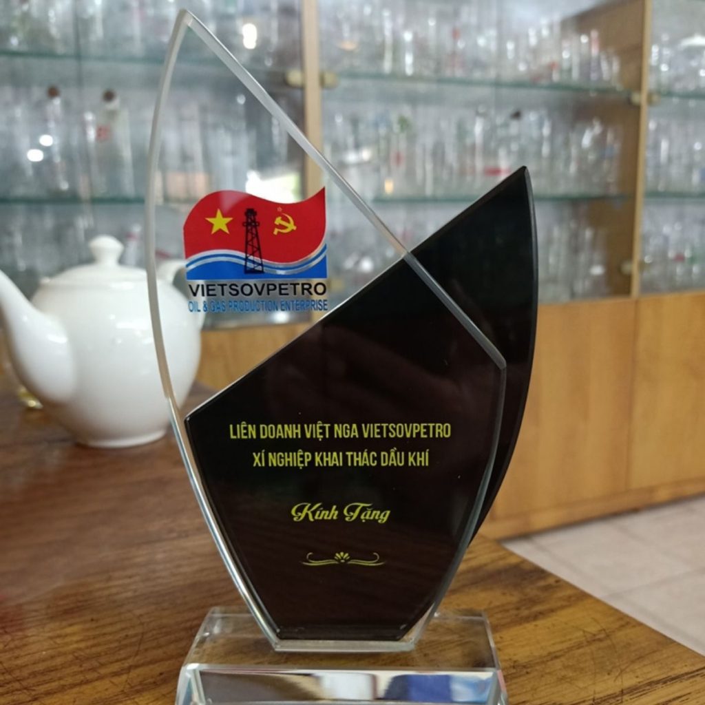 kỷ niệm chương giá rẻ